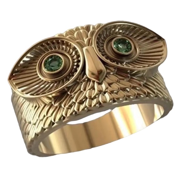 Gold Owl Face Ring with Green Jeweled Eyes - Picture 1 of 8